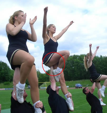 a96975_a602_1-cheerleaders