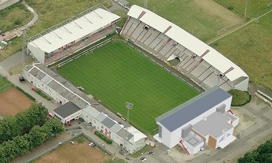 stadium12w